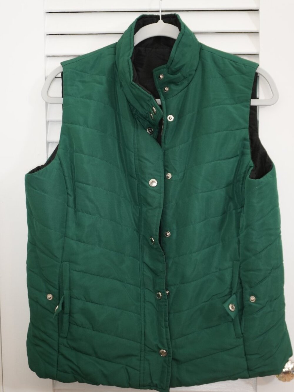 Jones New York Signature Reversible Quilted Puffer Vest Green Black Medium